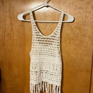White Abercrombie & Fitch knit top